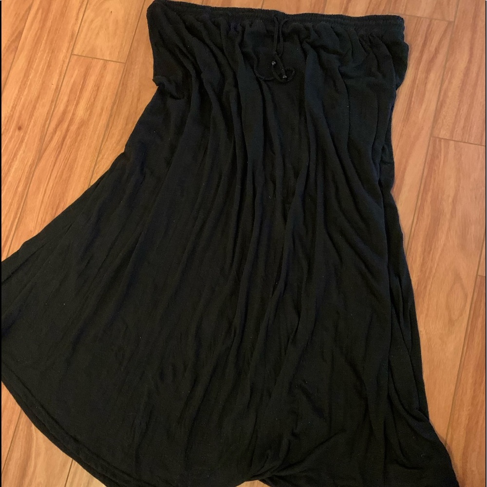 Black knit Faded Glory elastic waist with tie.
